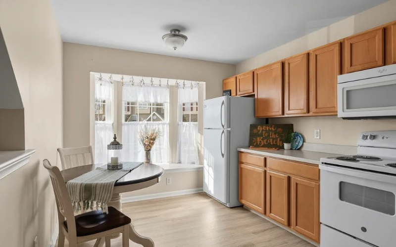 107 Nicoles Ct #175 - Photo 2 of 9