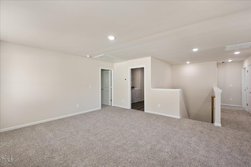 937 Avonmore Dr - Photo 7 of 15