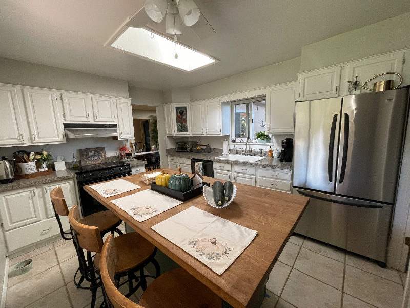 3509 Britt St Ne - Photo 3 of 18