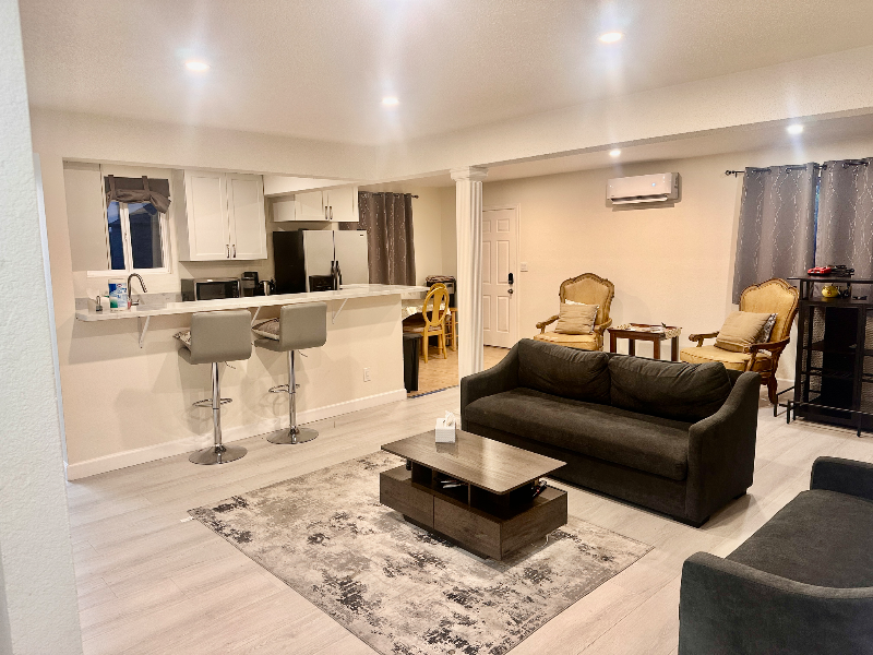 7802 Apperson St - Photo 3 of 5