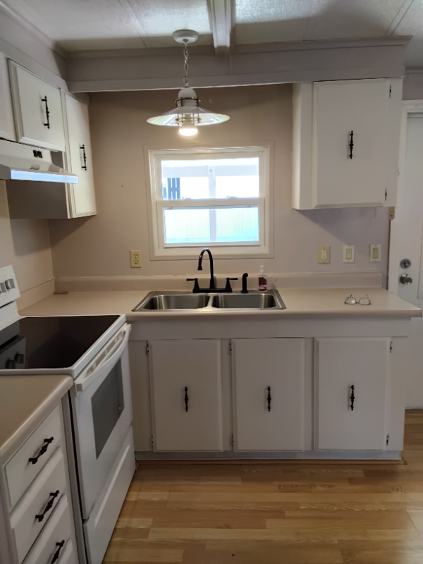 81 Jacaranda Dr - Photo 3 of 16