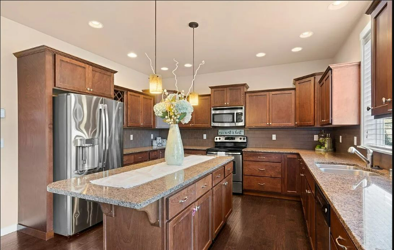 1621 Bellerive Way Se - Photo 6 of 20