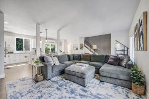 featured image of 749 S Mason Ave