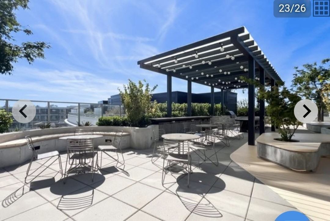 East Kent Avenue South - Photo 5 of 29