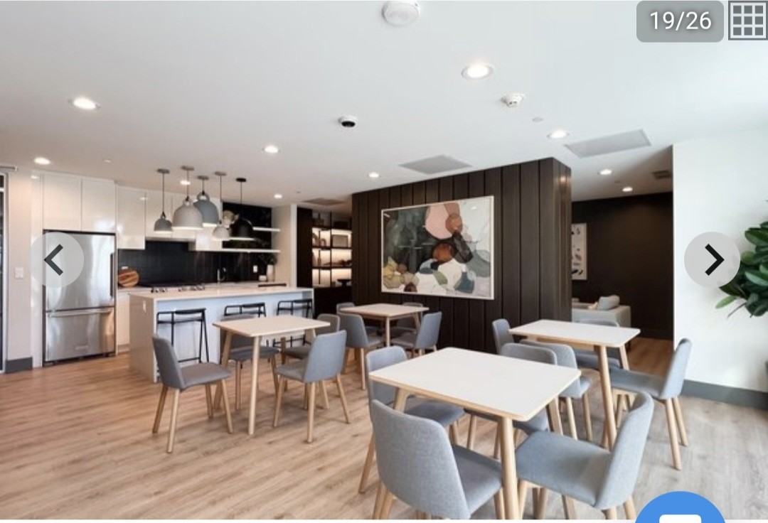 East Kent Avenue South - Photo 7 of 29