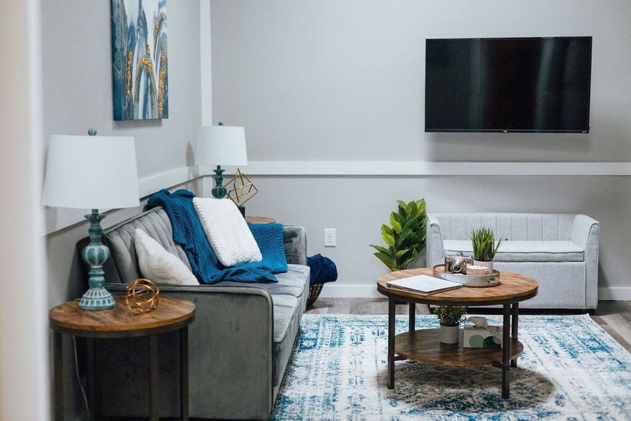 117 Spring St #1397960P - Photo 2 of 27