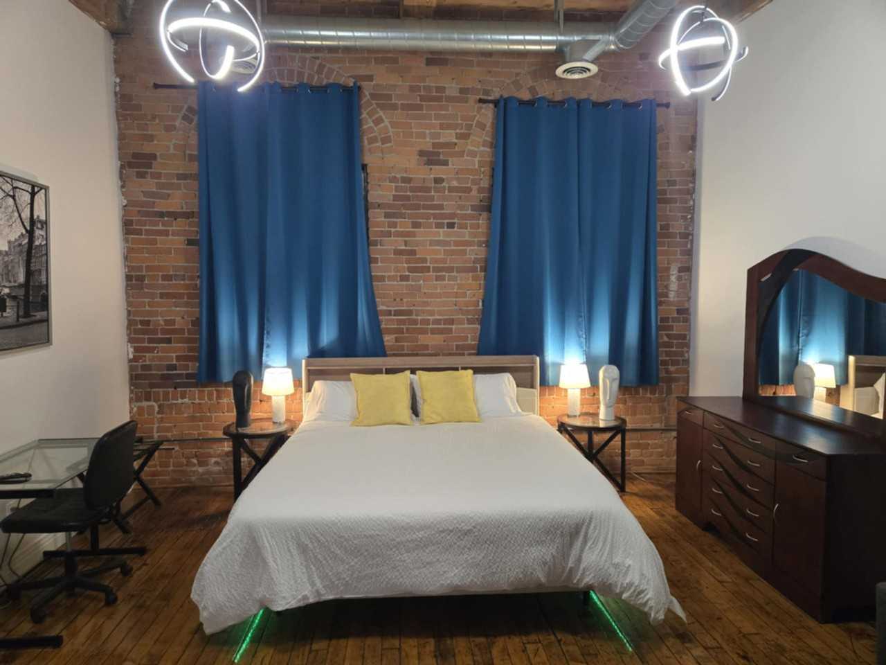 227 Iron St #1438335P - Photo 2 of 18