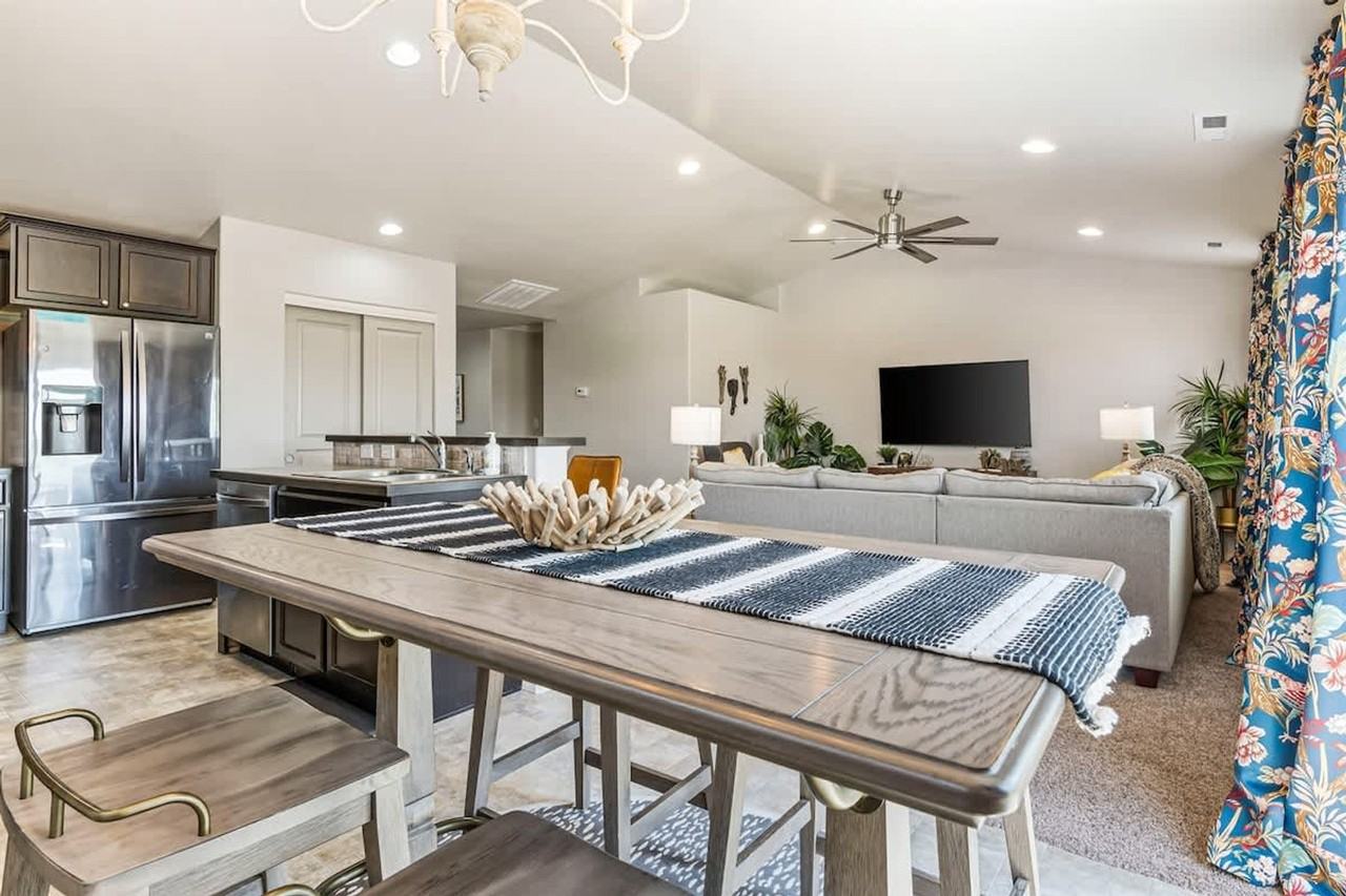 3815 E Windy Ridge Ct #1460906P - Photo 5 of 26