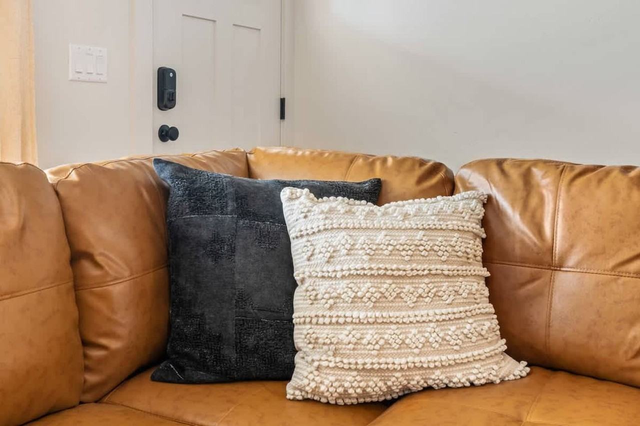 44 S Sugar St #1460915P - Photo 6 of 41