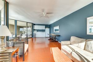 featured image of 4513 Cove Dr