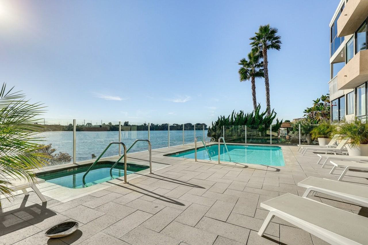 4513 Cove Dr #1308070P - Photo 7 of 34