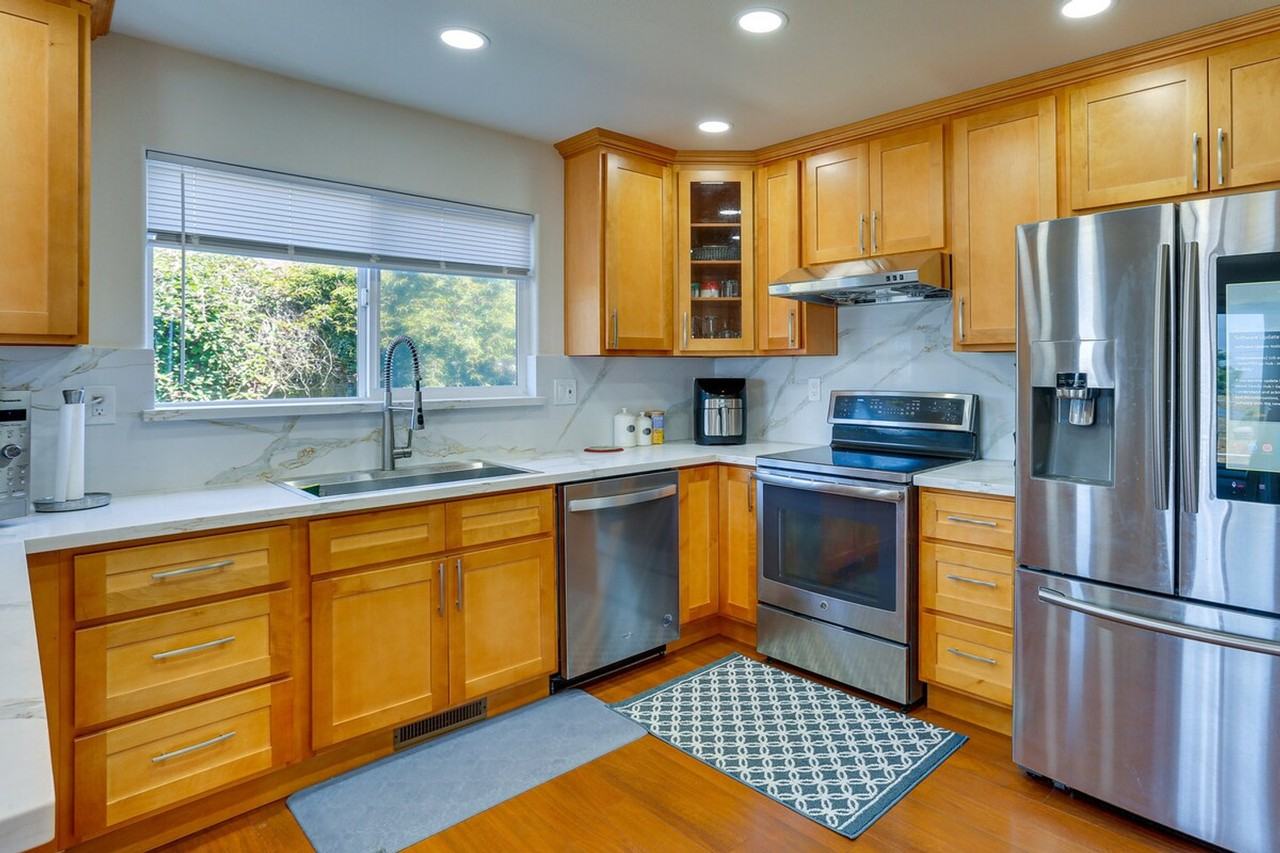5370 Bay Pointe Ct #1304942P - Photo 6 of 35