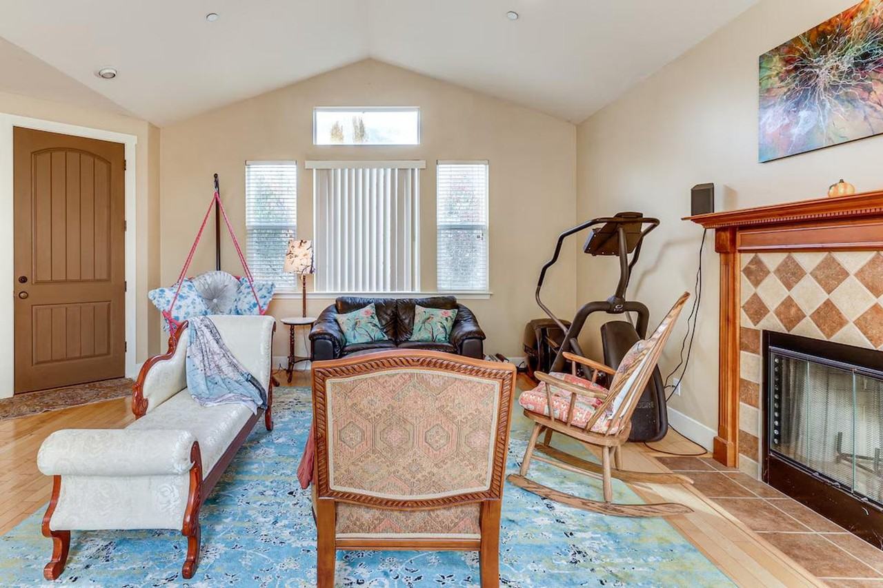 158 Sierra Pl #1386261P - Photo 5 of 30