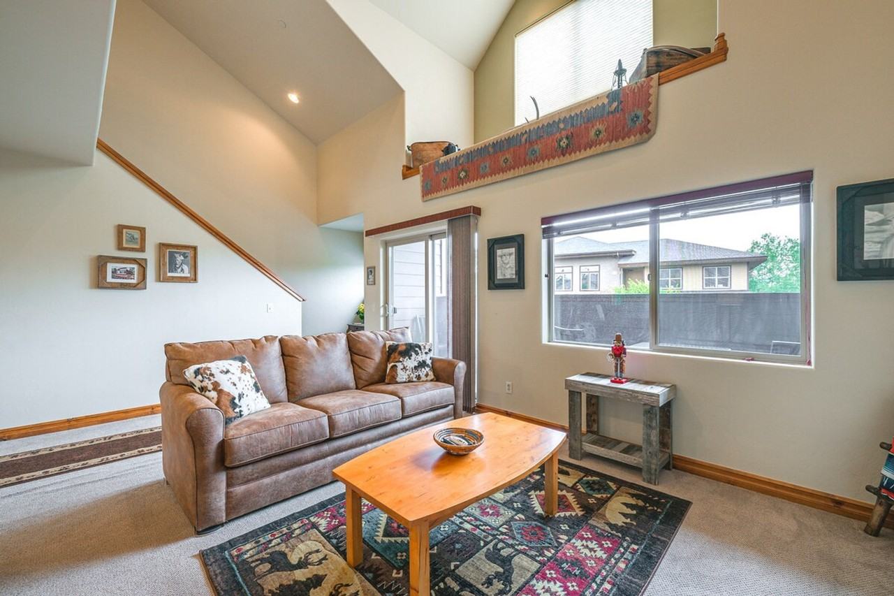 191 Talisman Dr #1385917P - Photo 6 of 24