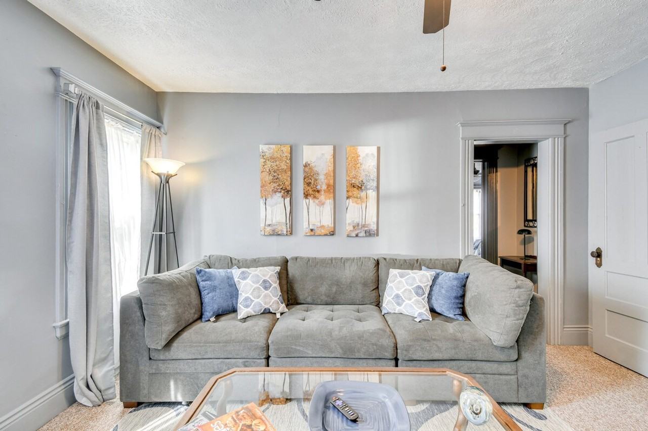 71 Sanford St #1299795P - Photo 3 of 24