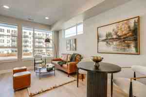 featured image of 4100 E Warren Ave