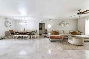 featured image of 903 W Harvard Dr