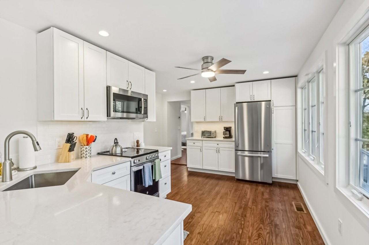 605 Circle Dr #1385592P - Photo 7 of 34