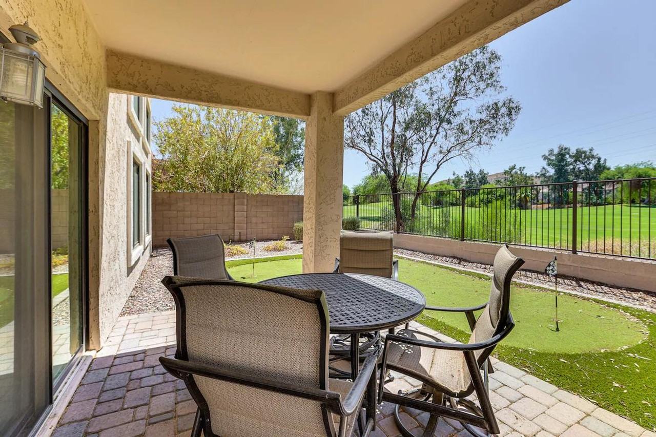 3043 E Fremont Rd #1385821P - Photo 4 of 27