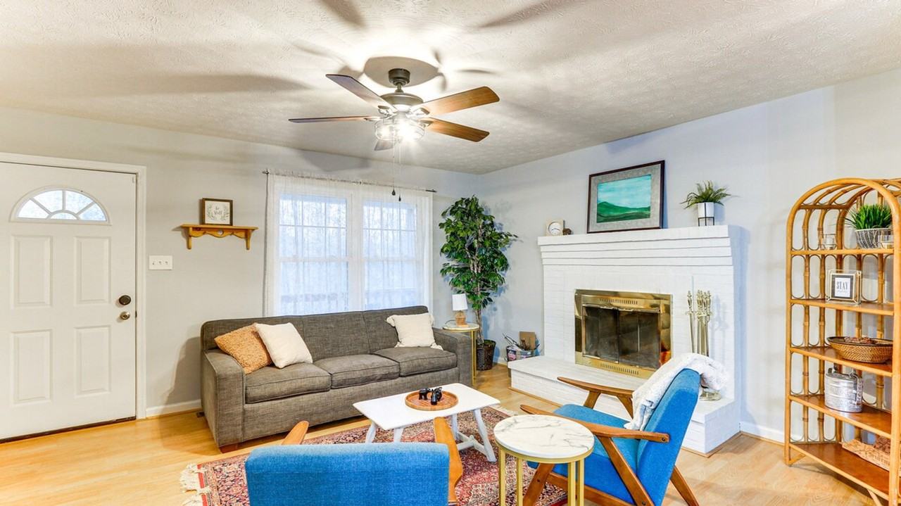 443 Arrowhead Rd #1385599P - Photo 4 of 30