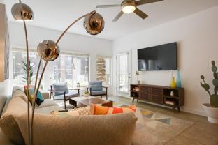 5450 E Deer Valley Dr - Photo 1 of 1