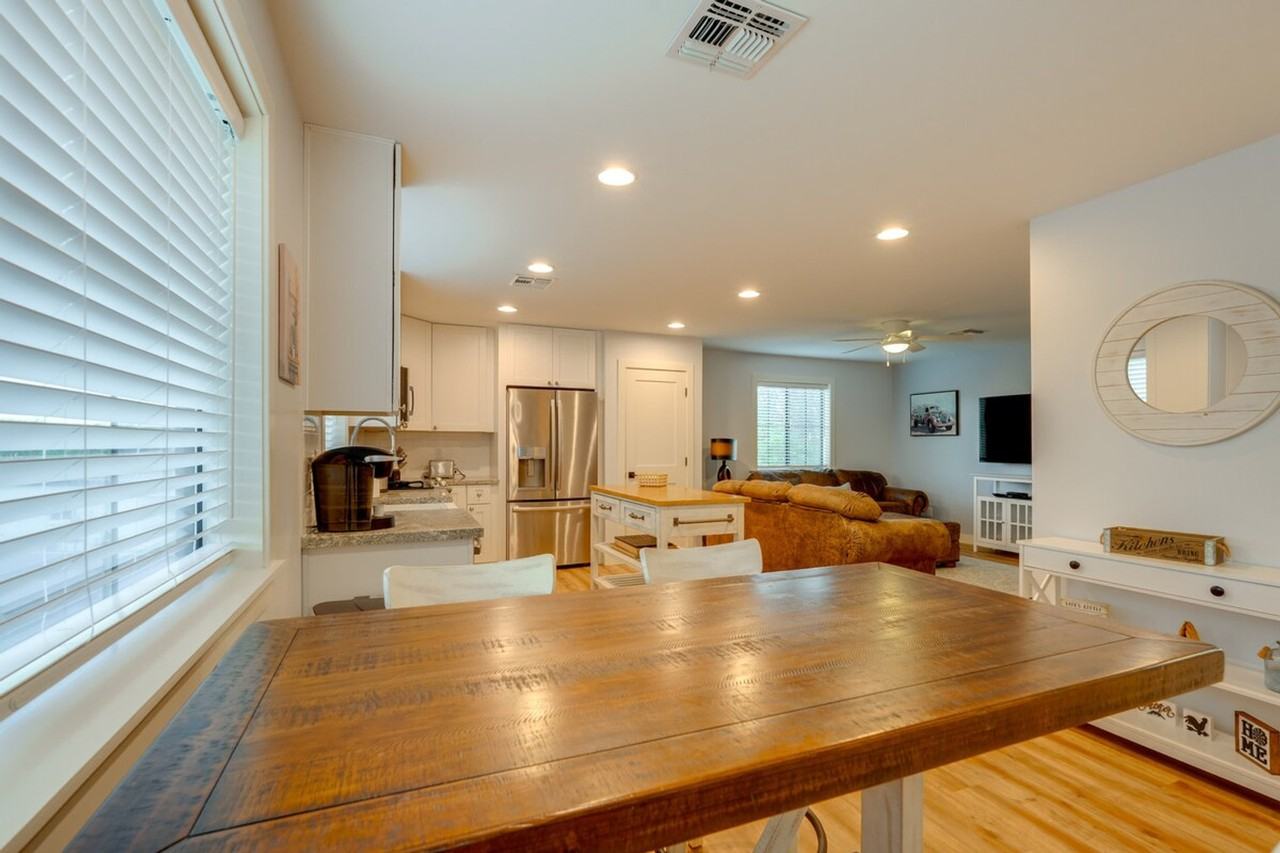 8637 S Newberry Ln #1385740P - Photo 7 of 26