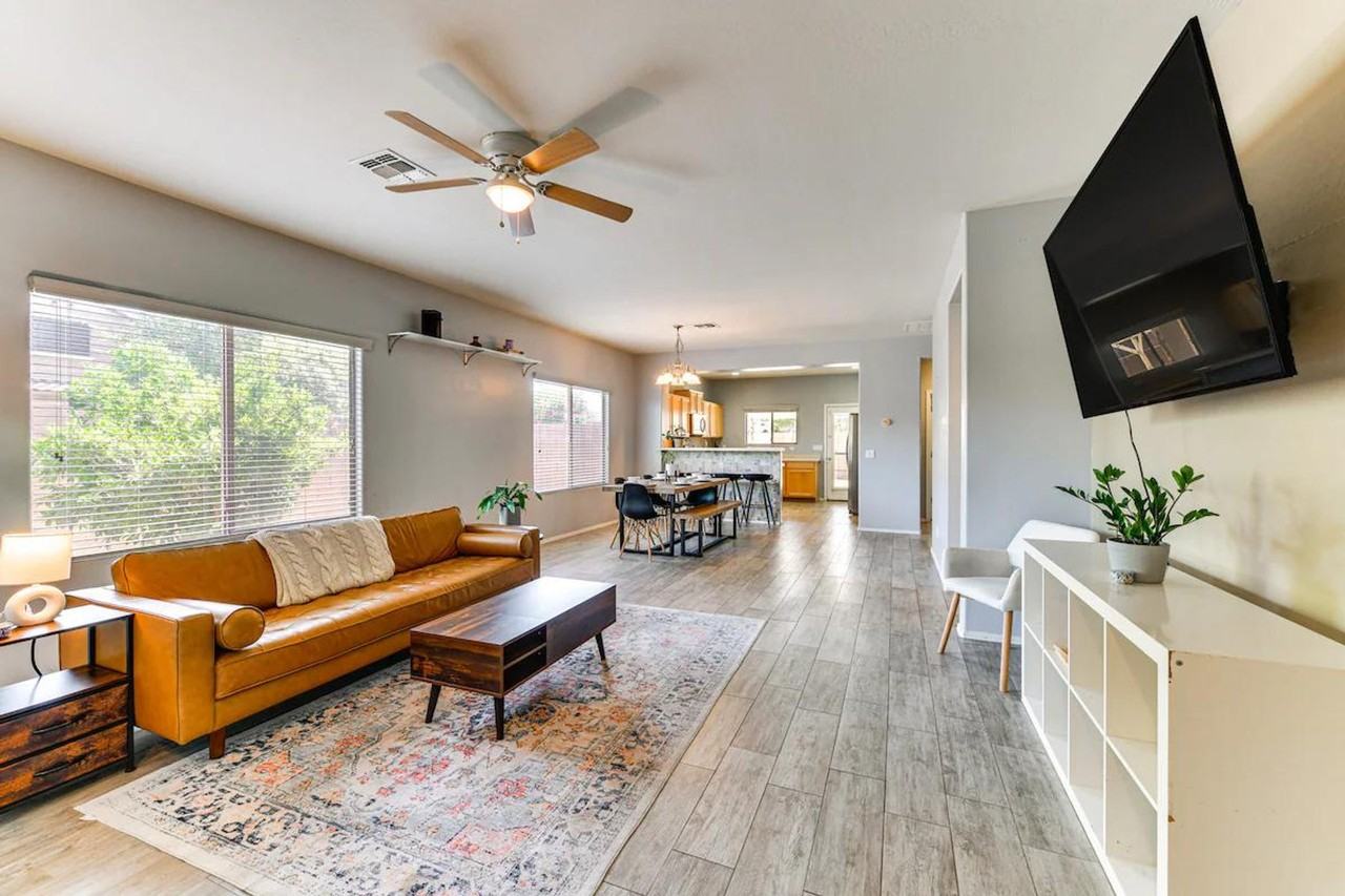 2313 N Presidential Dr #1385640P - Photo 3 of 28