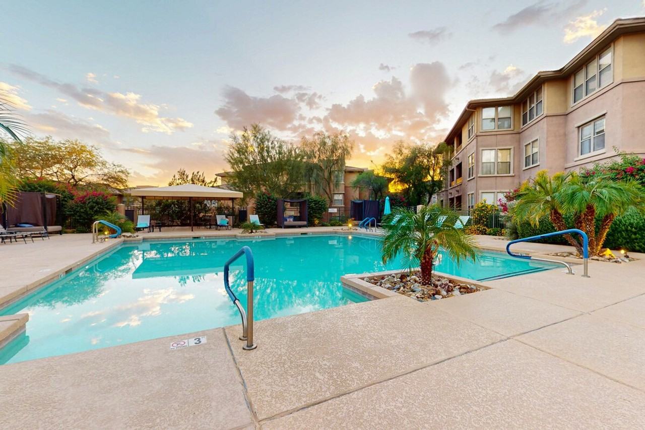 19777 N 76th St #1385933P - Photo 2 of 41