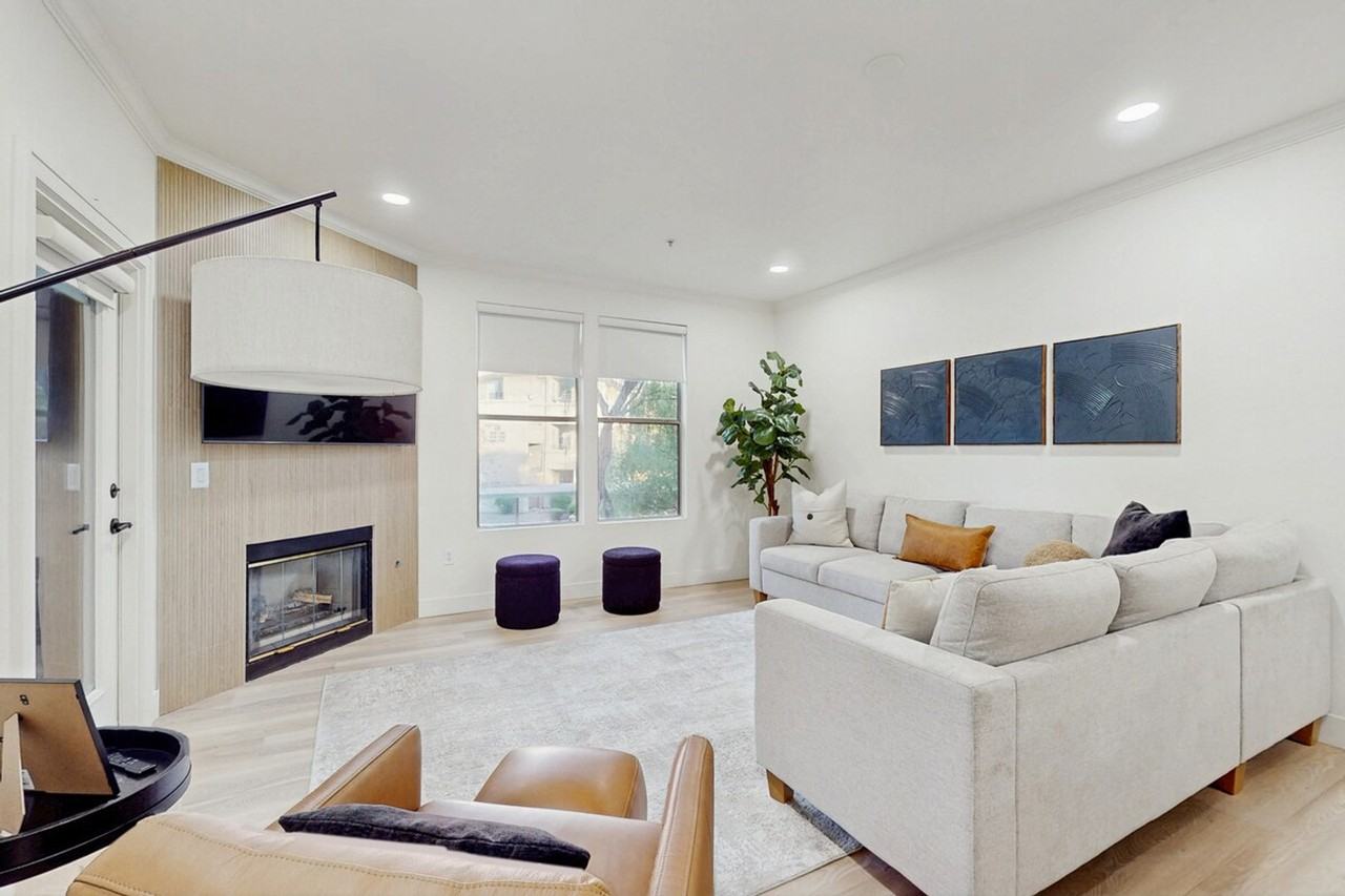 19777 N 76th St #1385933P - Photo 4 of 41