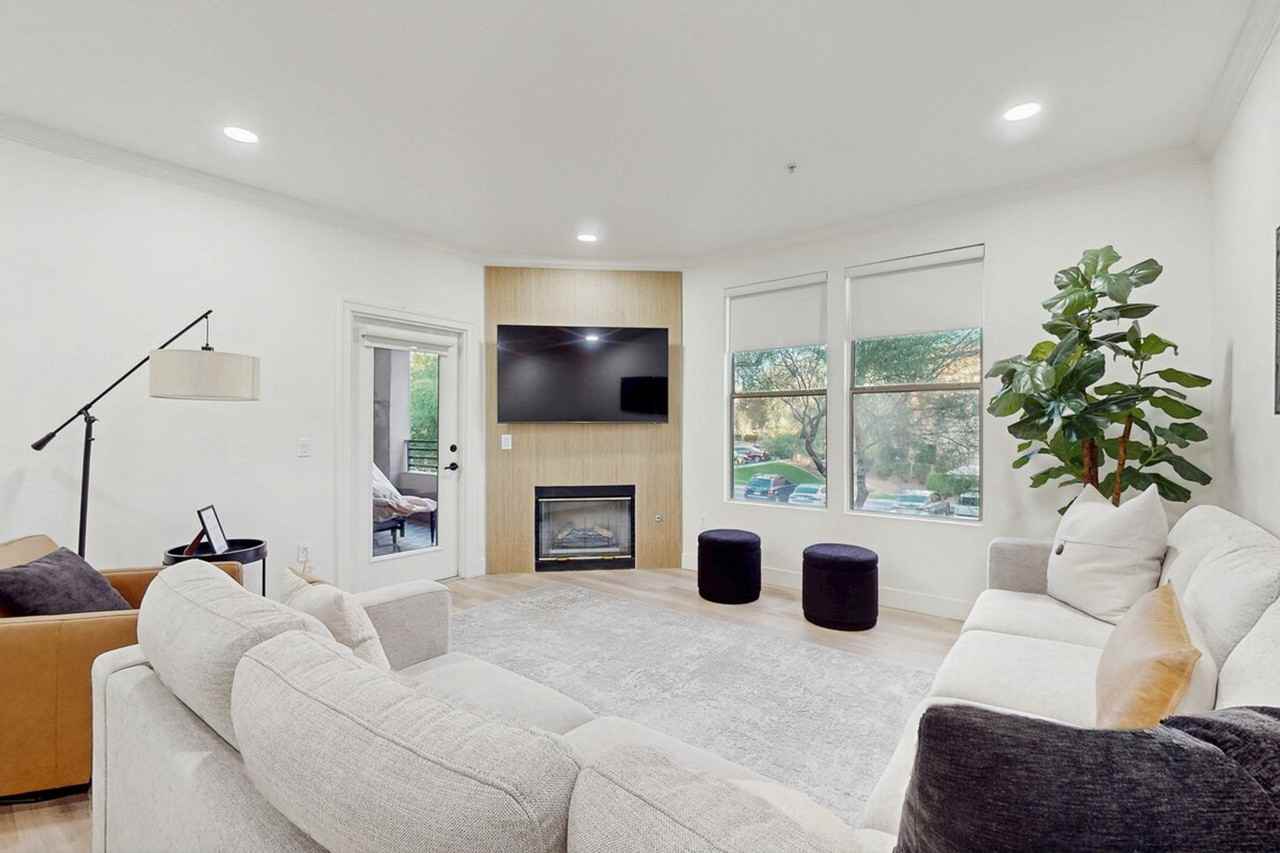 19777 N 76th St #1385933P - Photo 5 of 41