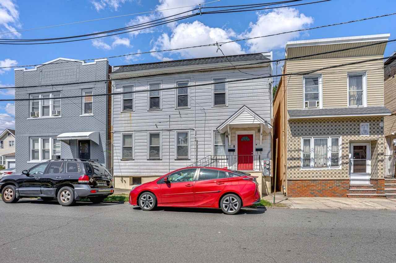 15 Green Ct #1301004P - Photo 3 of 24