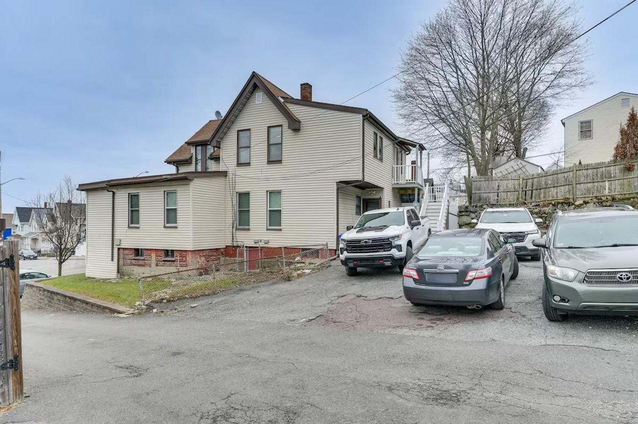 467 Ferry St #1385718P - Photo 3 of 24