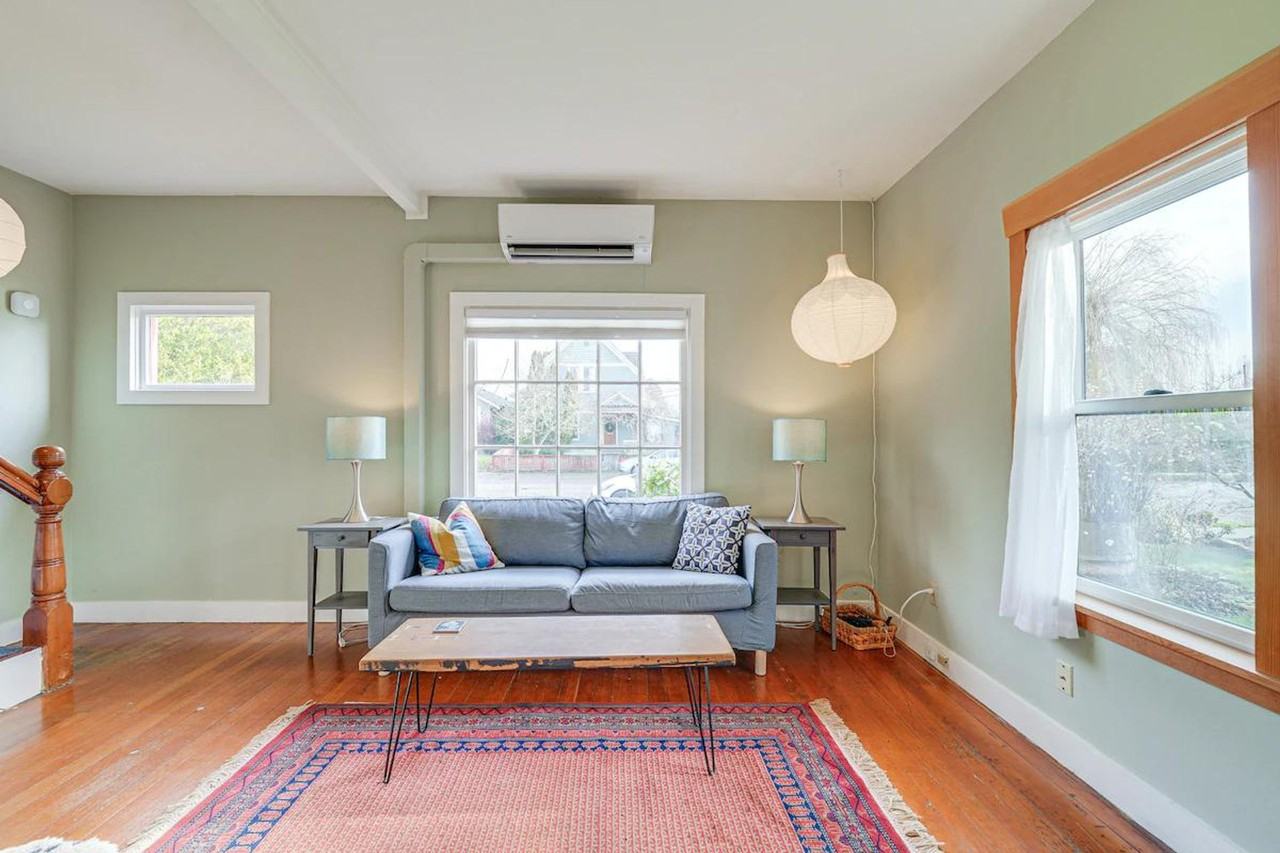 2323 Elizabeth St #1386253P - Photo 3 of 33