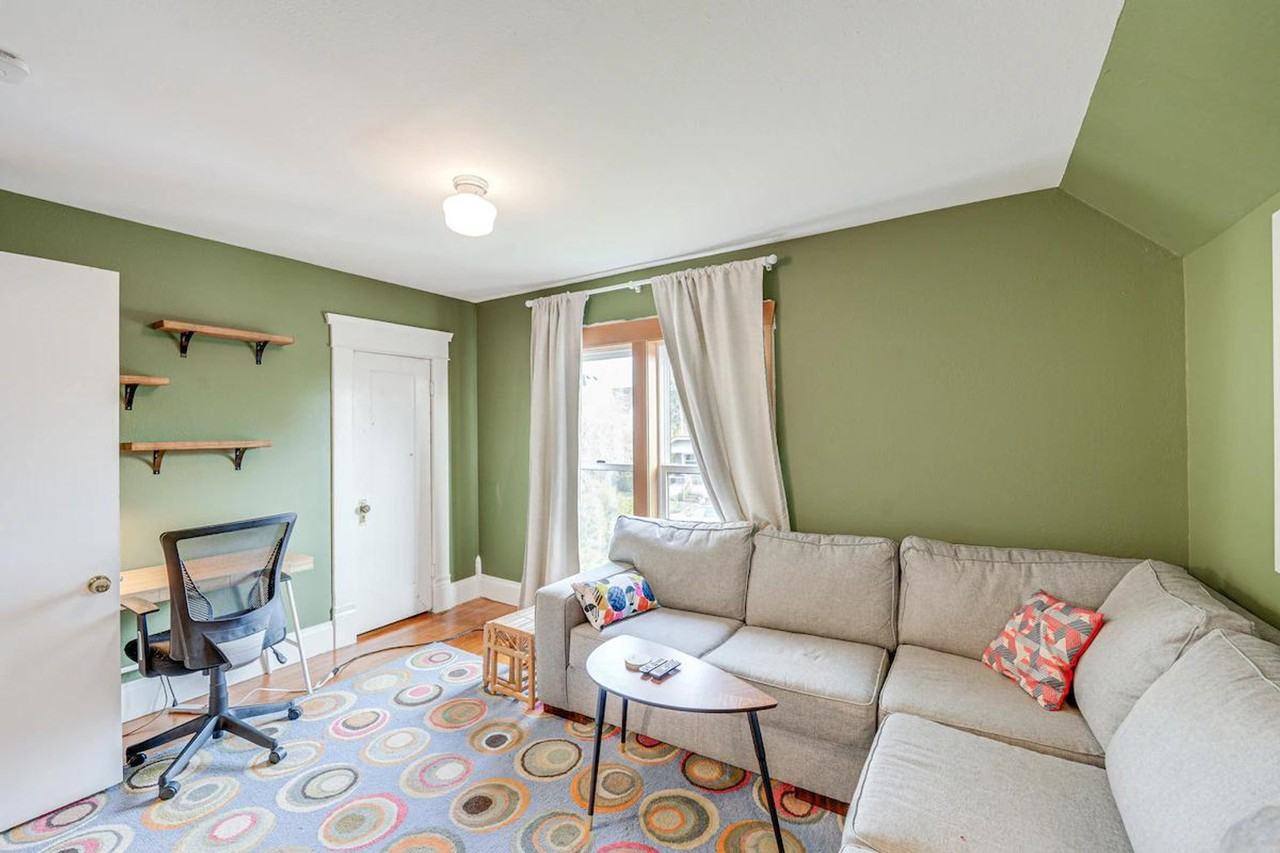 2323 Elizabeth St #1386253P - Photo 6 of 33