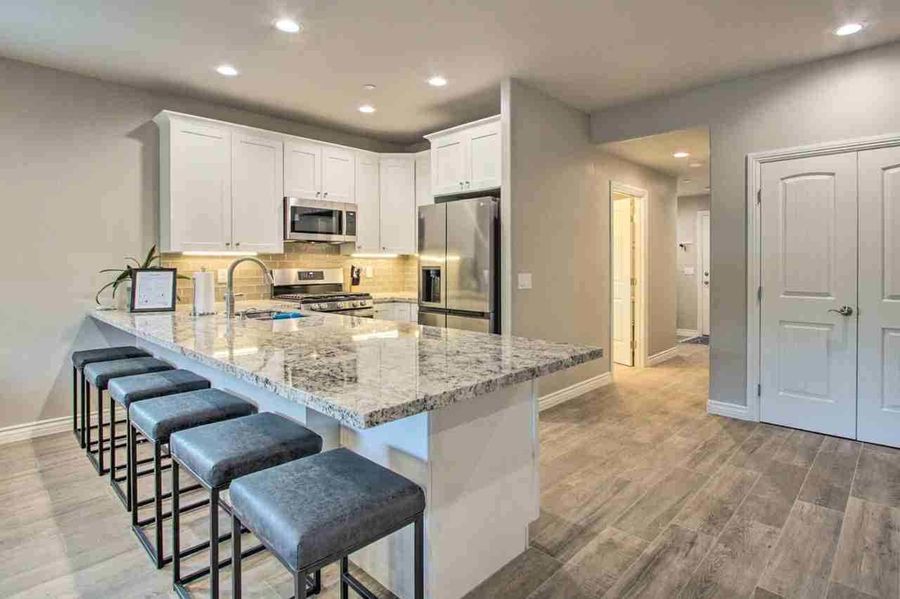 6145 E Cave Creek Rd #1385813P - Photo 7 of 24