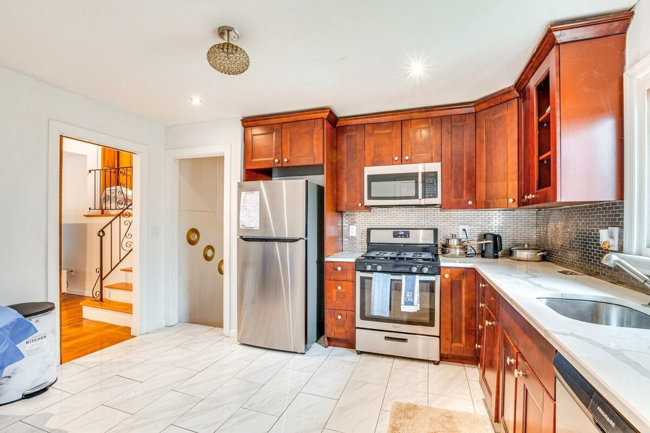 2851 Debra Way #1300256P - Photo 6 of 24