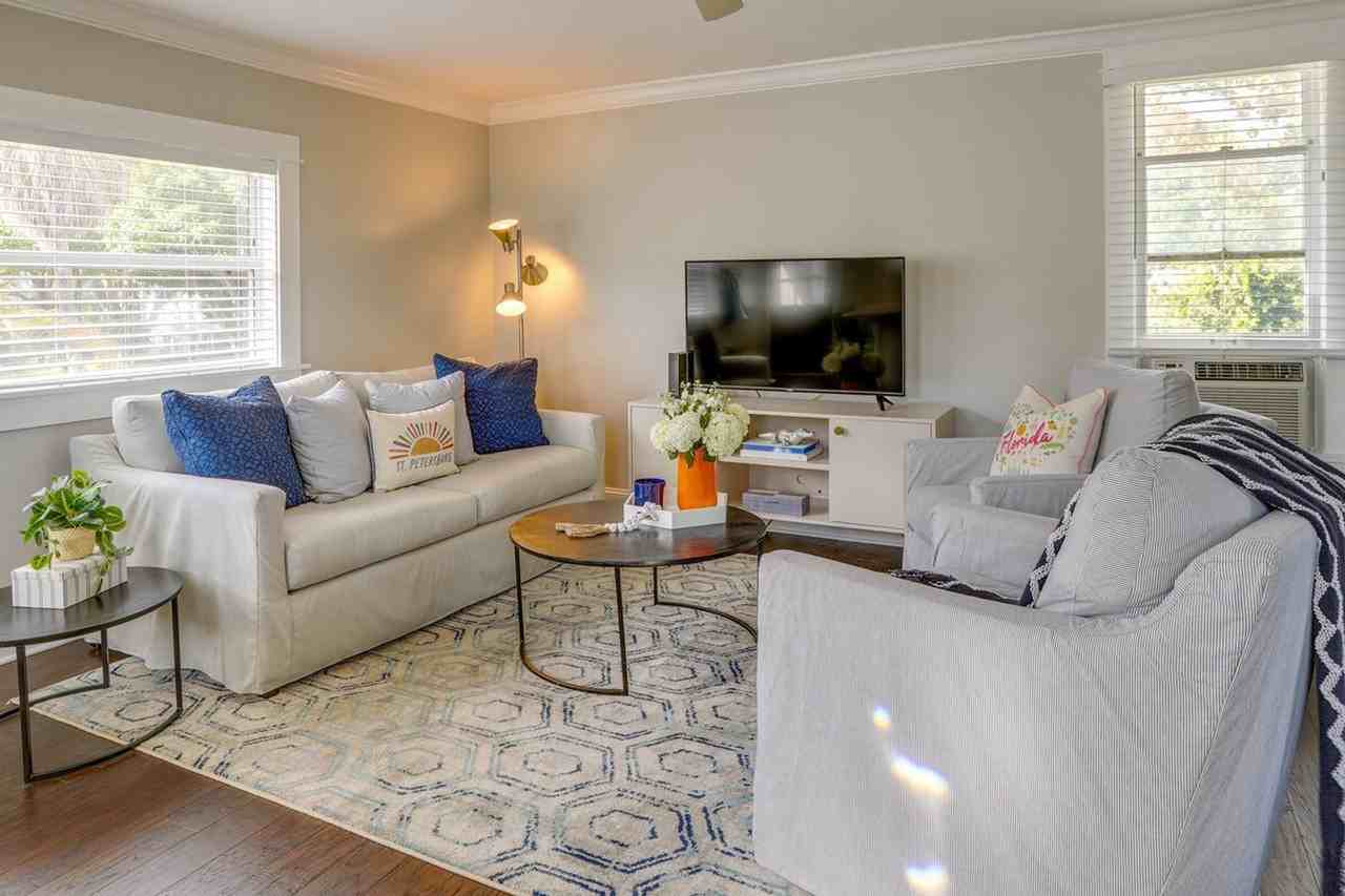 202 10th Ave Ne #1383675P - Photo 5 of 24