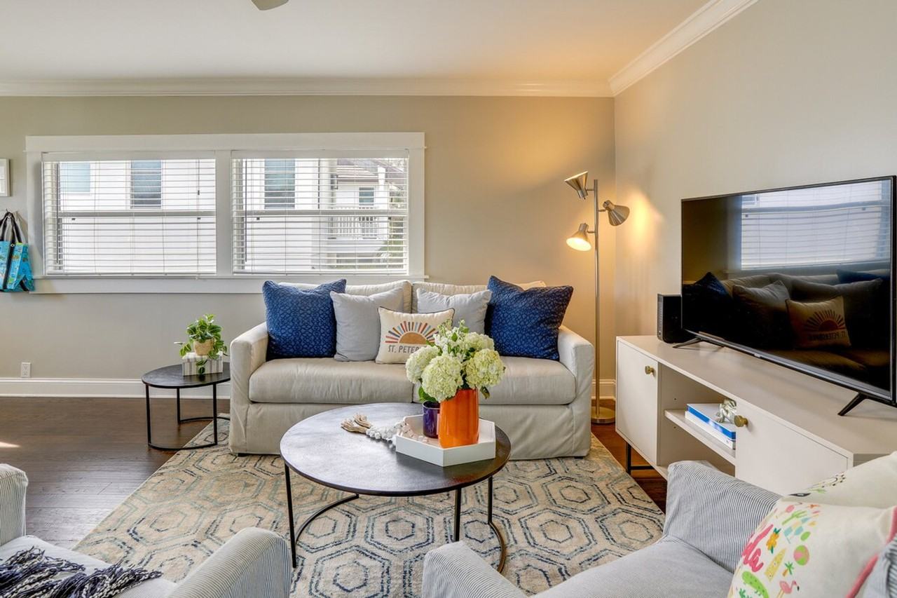 202 10th Ave Ne #1383675P - Photo 7 of 24