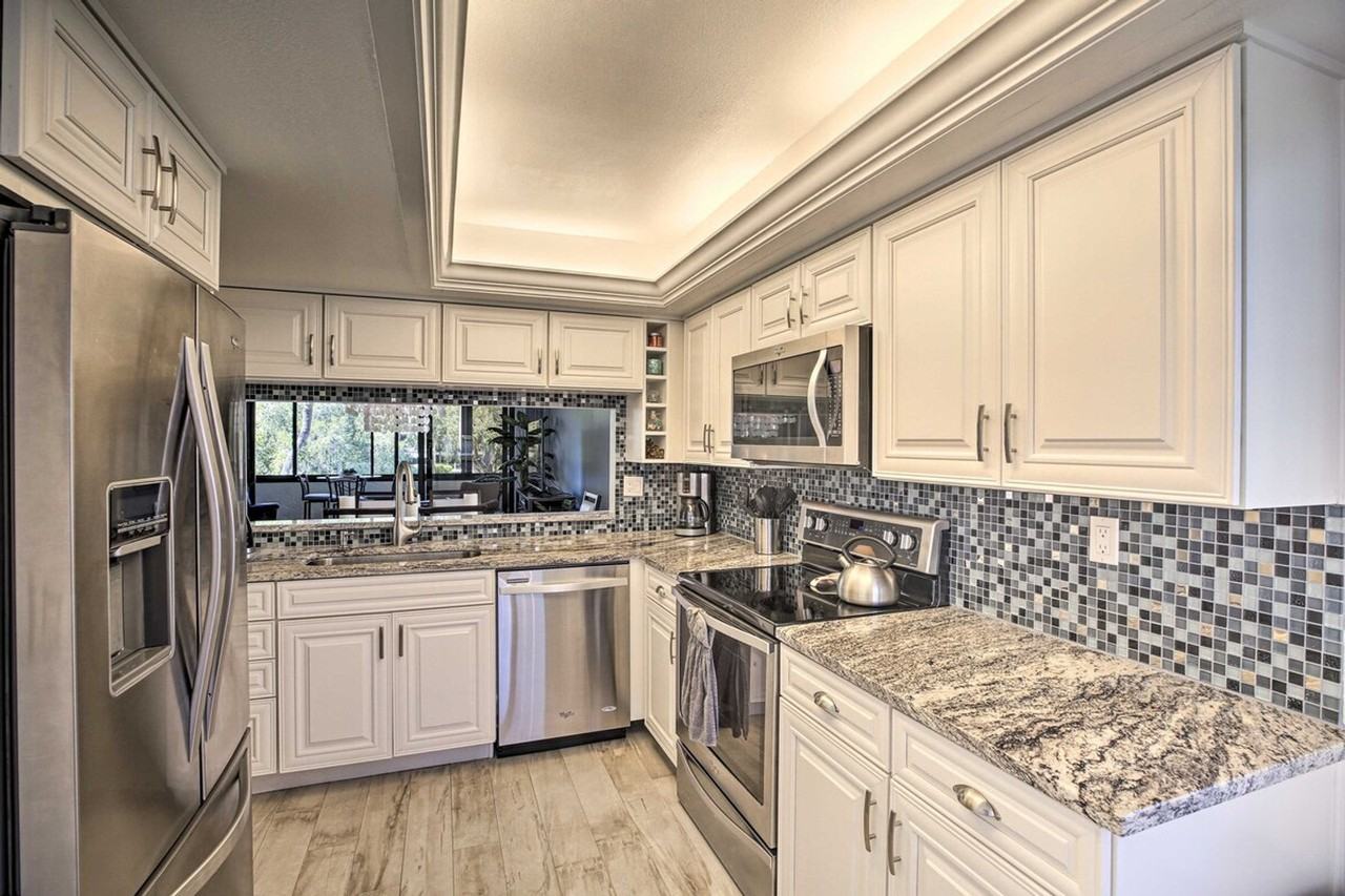 6265 Midnight Pass Rd #1383701P - Photo 7 of 33