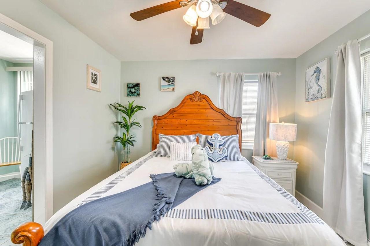 340 78th Ave #1385690P - Photo 4 of 23