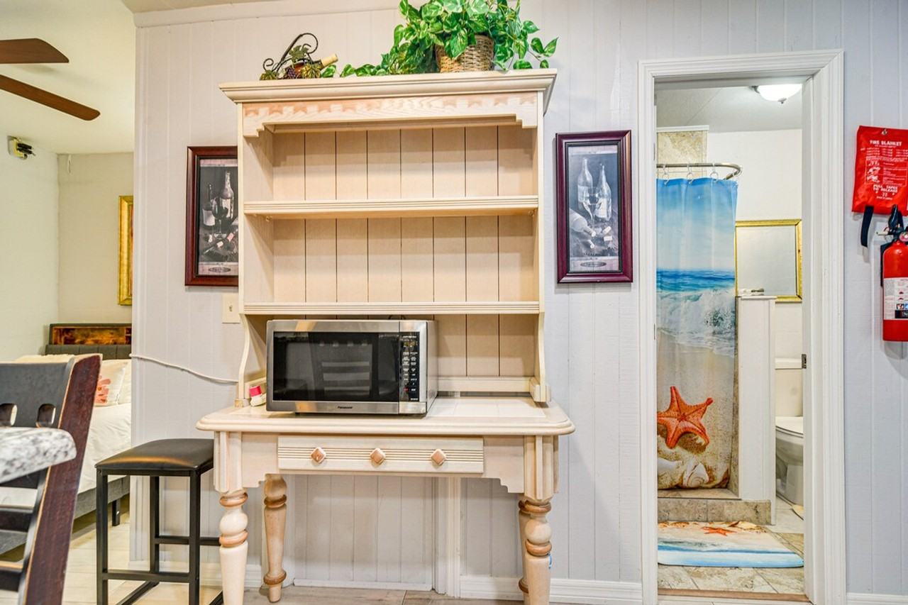 1409 Maple St #1385600P - Photo 7 of 22