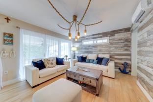 205 Pirates Dr - Photo 1 of 1