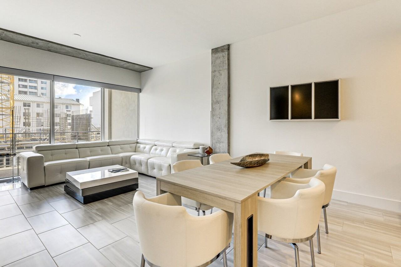 332 Cocoanut Ave #1386011P - Photo 3 of 27