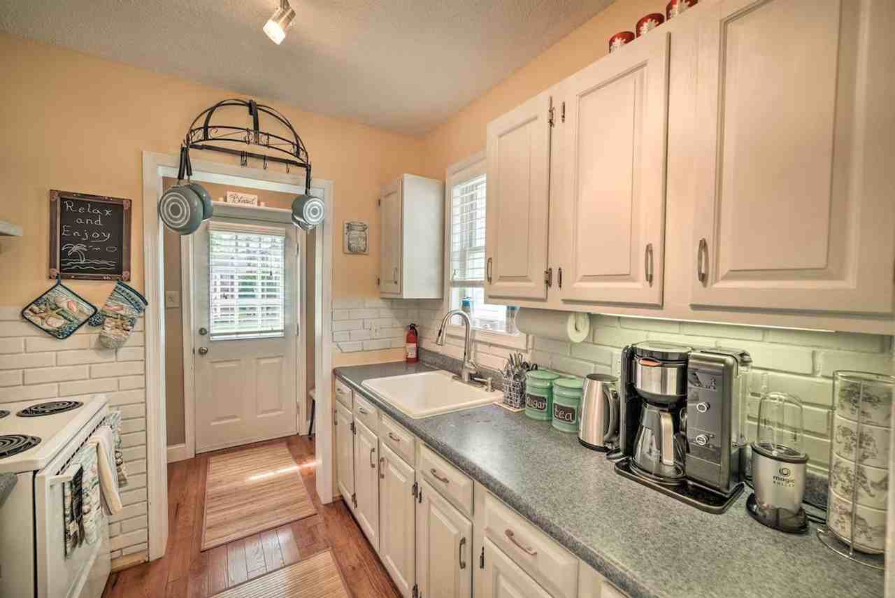 8320 Bayside Rd #1386082P - Photo 6 of 25