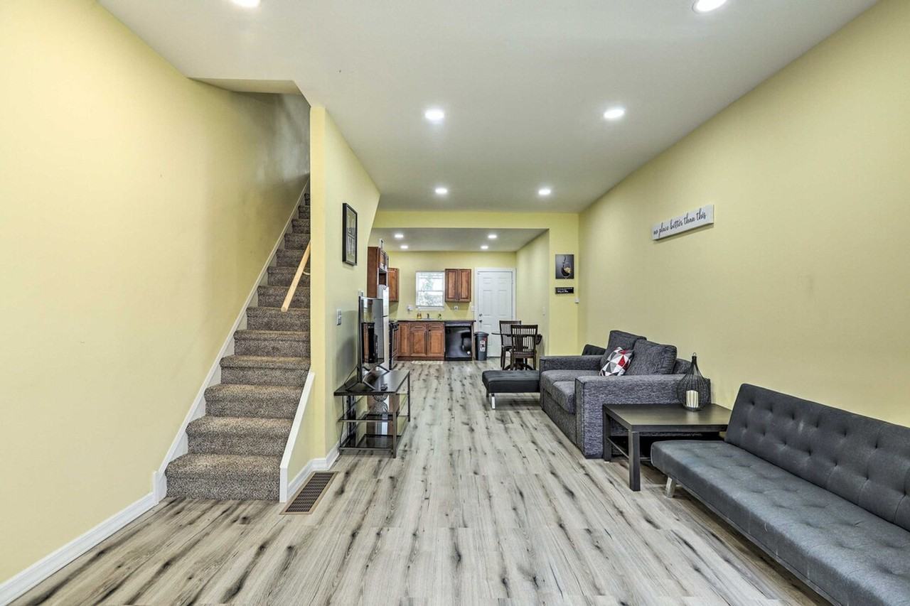 1621 Saint Pauls St #1386175P - Photo 5 of 24