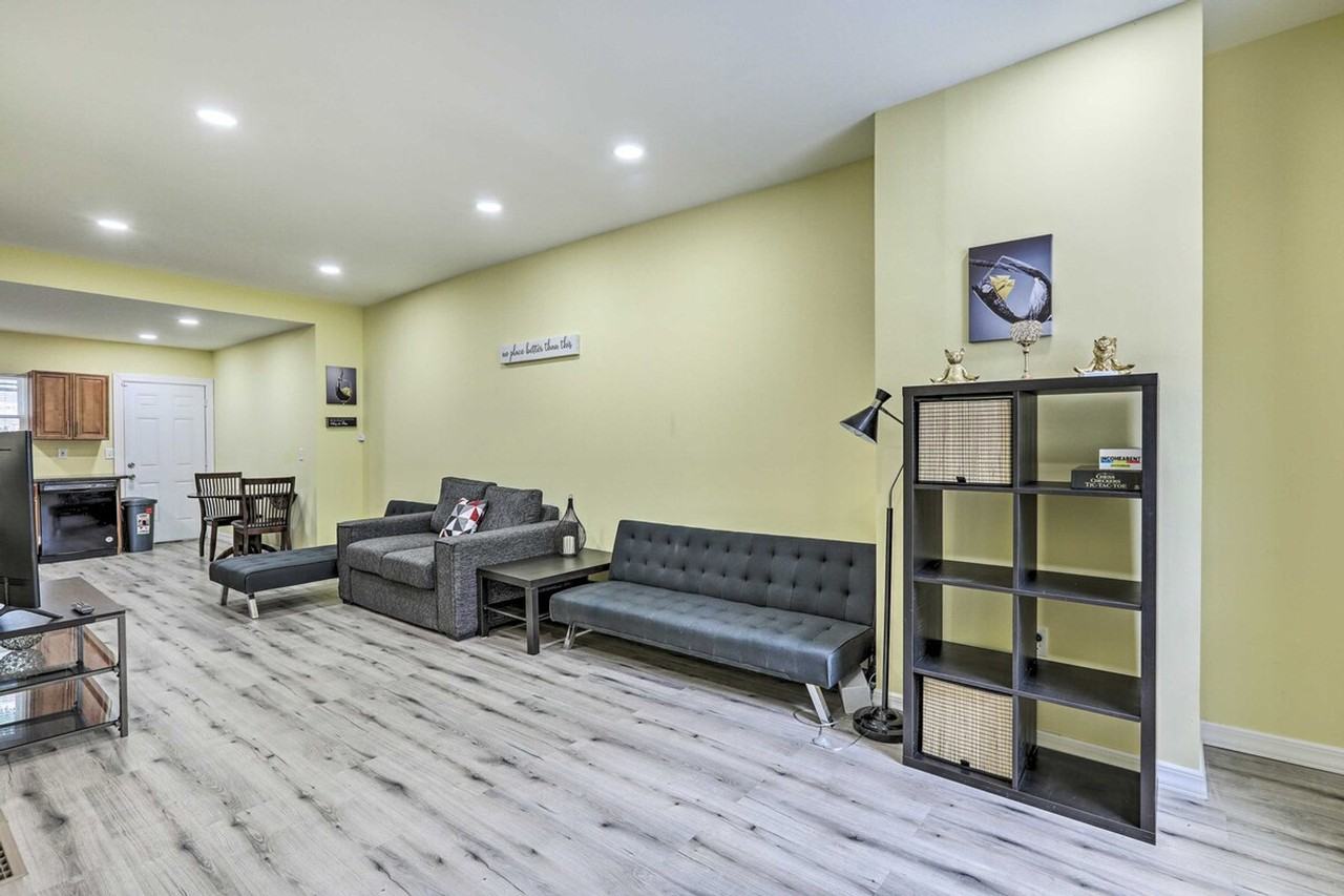 1621 Saint Pauls St #1386175P - Photo 6 of 24