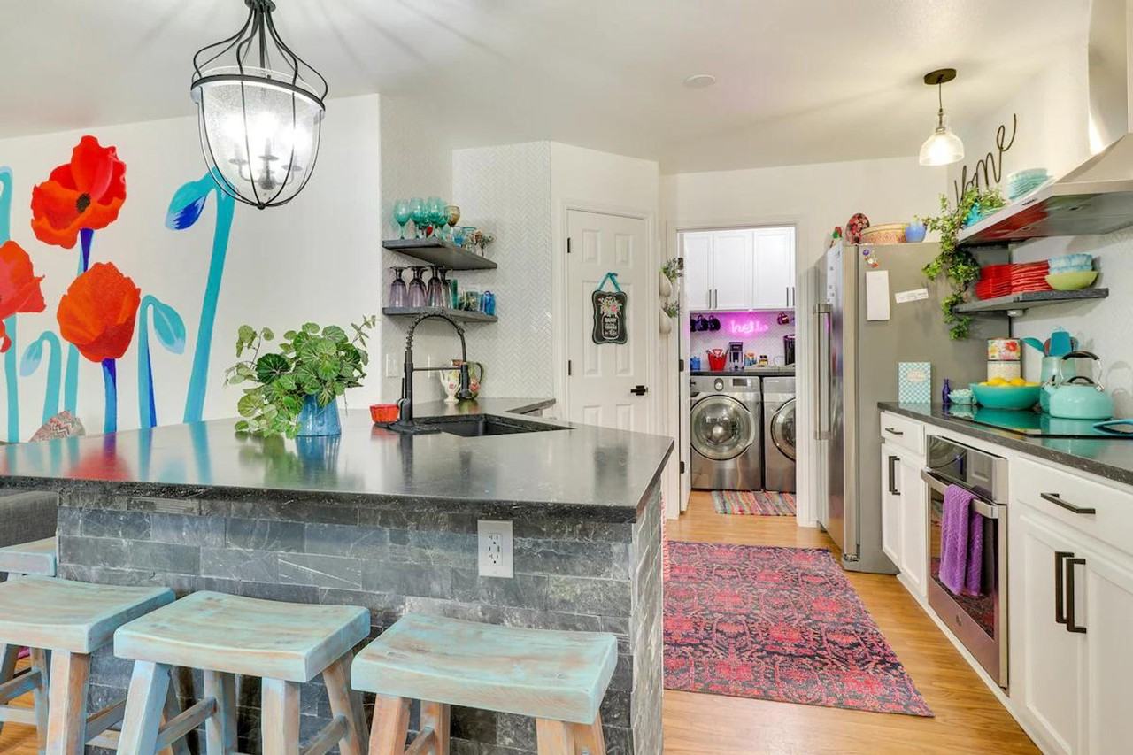 1208 E 3rd St #1385727P - Photo 2 of 38