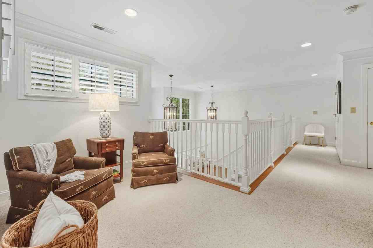 21 Wallace Pate Dr #1465811P - Photo 4 of 49