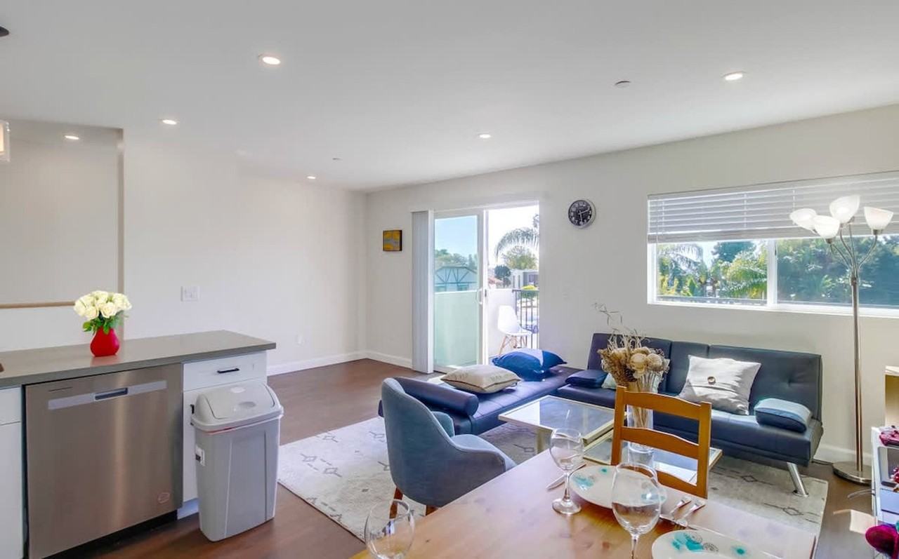 116 E 22nd St #1465006P - Photo 2 of 34