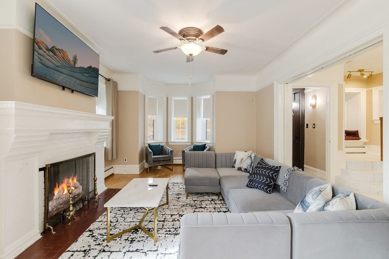 64 Montebello Rd #1466575P - Photo 3 of 50